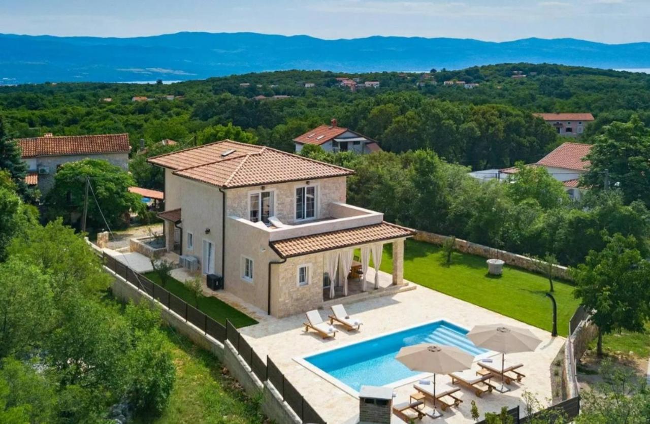 Villa Lulu Kamena Villa S Maslinikom Otok Krk Dobrinj Selo Gostinjac Krk Town Kültér fotó